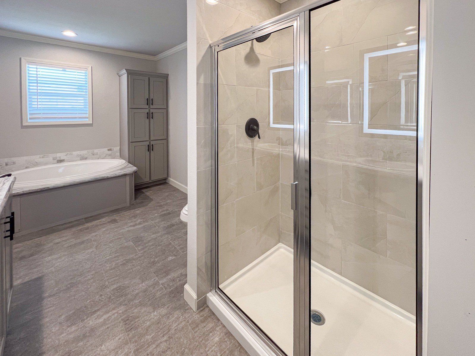 145 Paso Fino Dr. Greenville, TX 75401