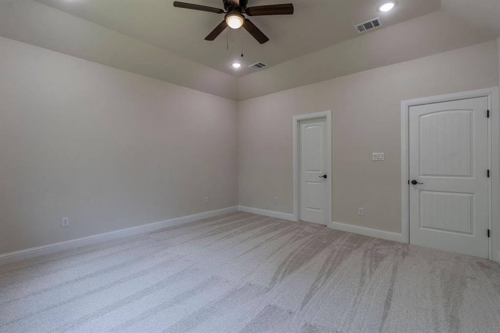 458 Jim Walters Drive. Runaway Bay, TX 76426