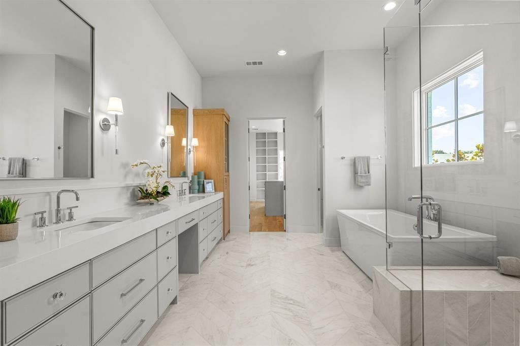 4524 Chablis Drive. Fort Worth, TX 76126