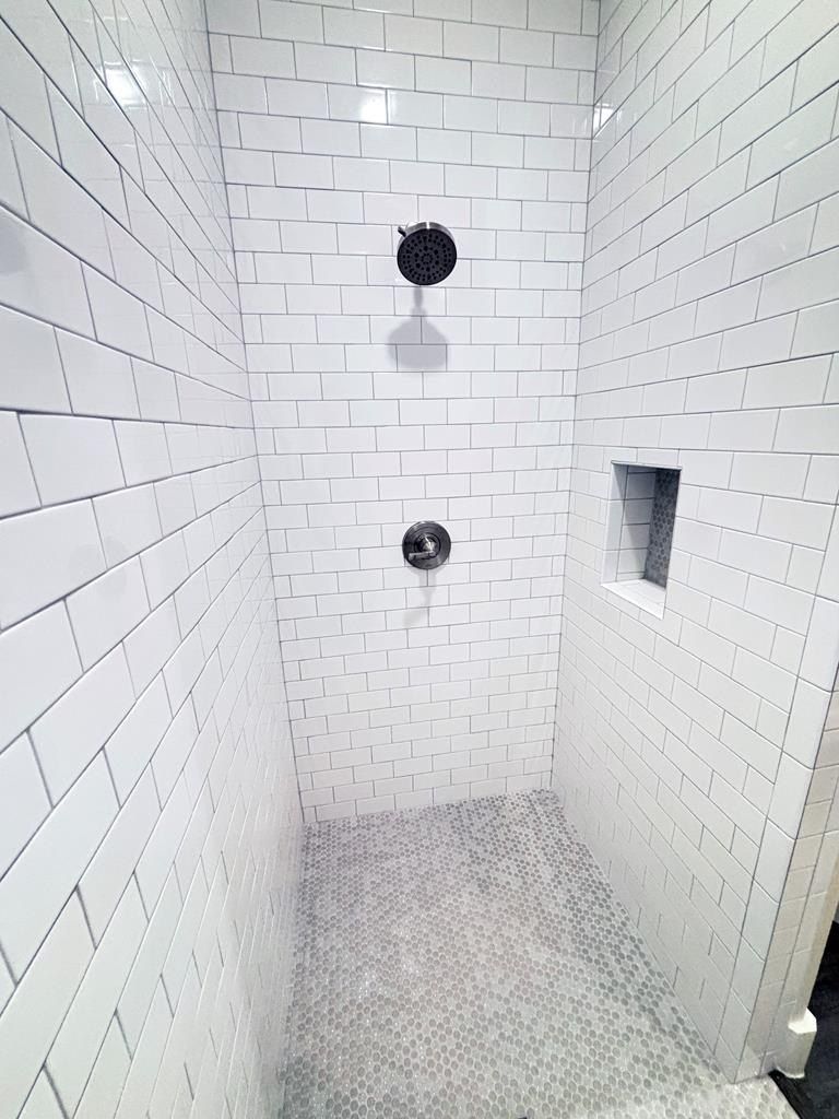 302 Riley Way. Kerrville, TX 78028