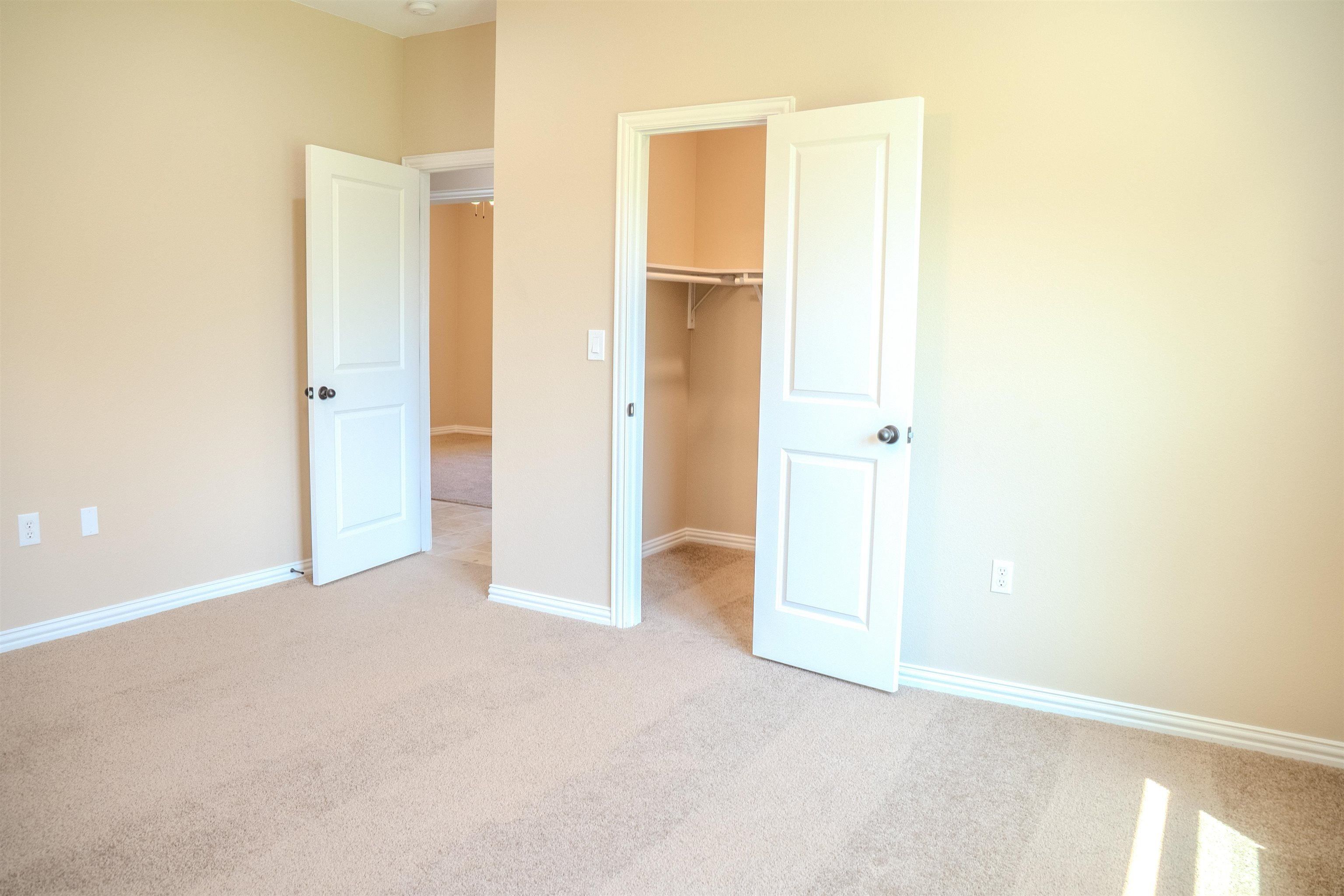 1858 Mosswood. Kingsland, TX 78639