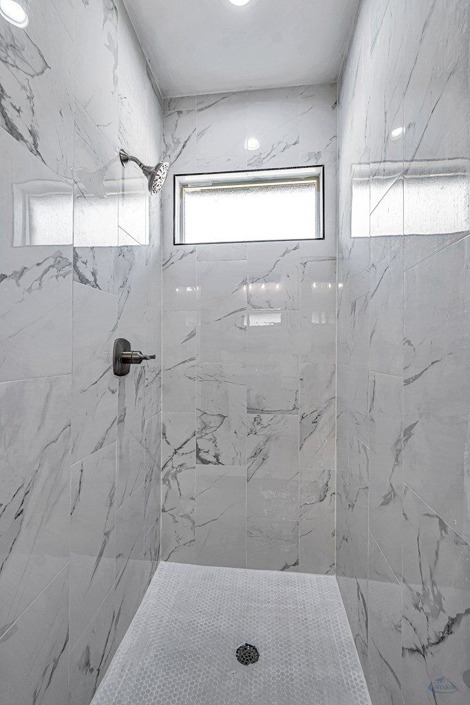 8629 Santa Isabella. Odessa, TX 79765