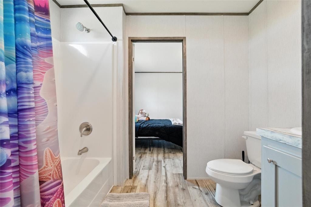 162 Hcr 3215. Penelope, TX 76676