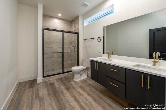 142 E Lachapelle. San Antonio, TX 78204