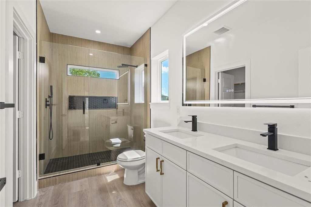 2620 Peabody Avenue. Dallas, TX 75215