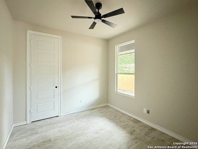 419 N San Ignacio Ave. San Antonio, TX 78228