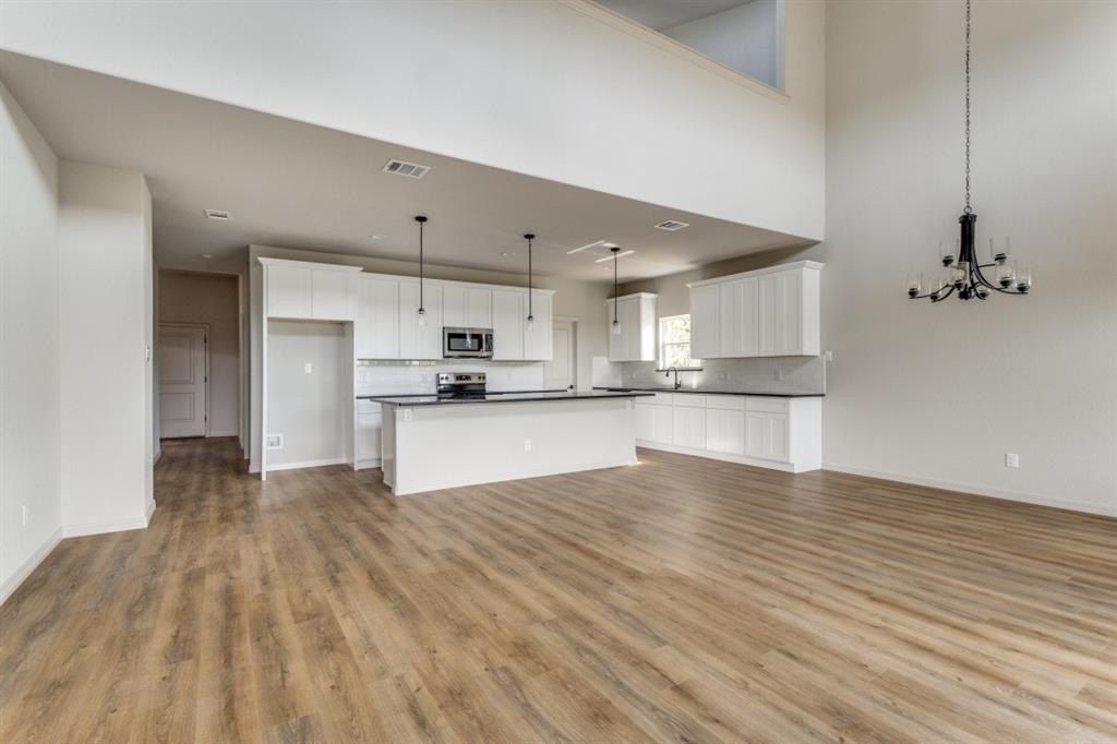 265 Jim Walter Drive. Runaway Bay, TX 76426