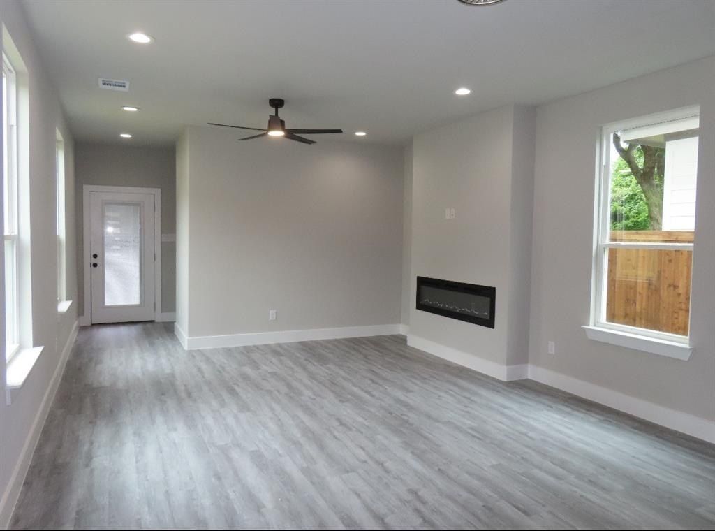 3703 York Street. Dallas, TX 75210