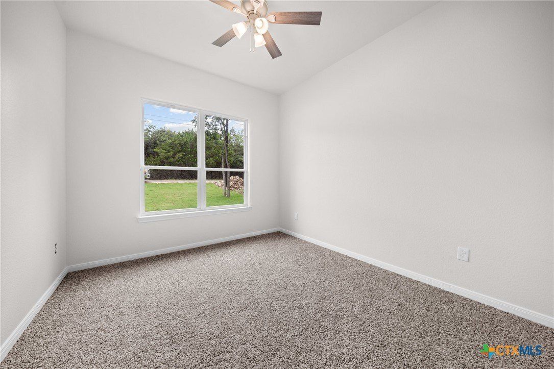 5273 Comanche Drive. Temple, TX 76502