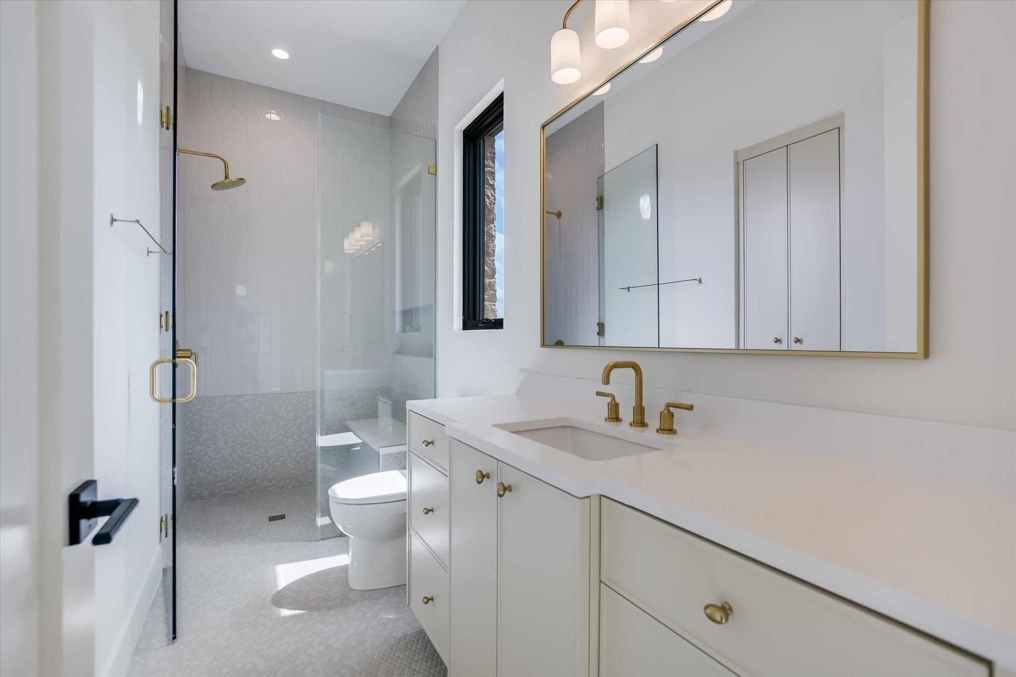 138 Coralberry. Horseshoe Bay, TX 78657