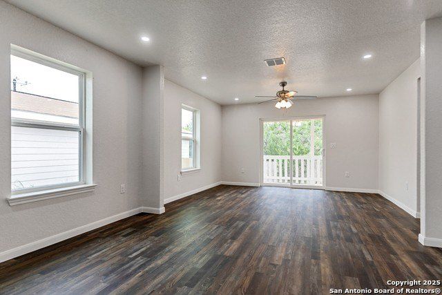 6338 Channel View. San Antonio, TX 78222