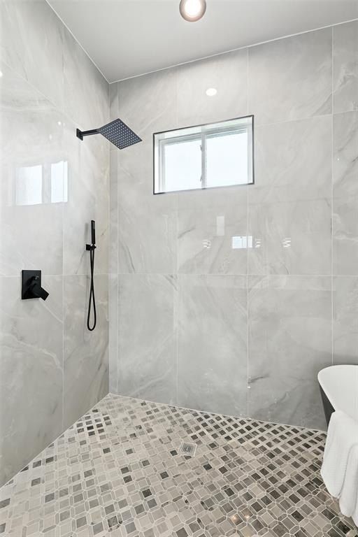 2081 Glenhollow Drive. Weatherford, TX 76088