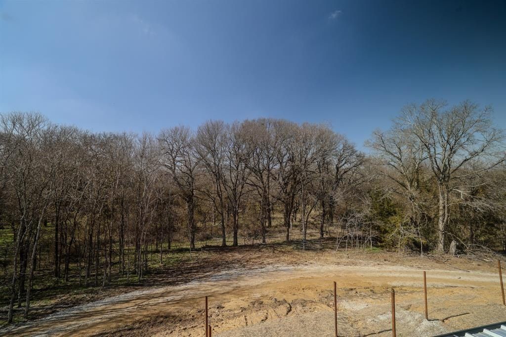 11007 Fm 2450. Sanger, TX 76266