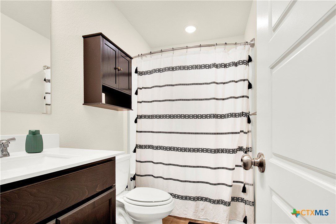 301 State Loop. Troy, TX 76579