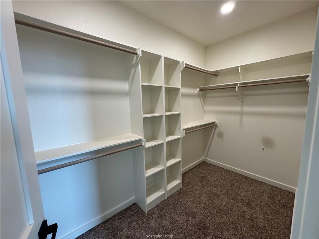 4008 Etonbury Avenue. College Station, TX 77845