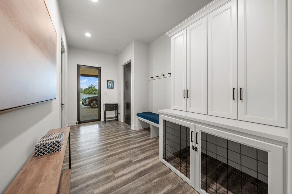 120 Lost Valley. Camp Verde, TX 78010