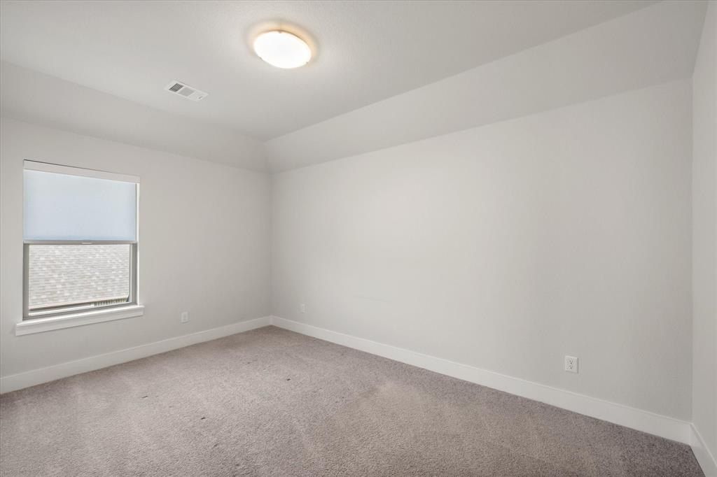 806 Monza Drive. Midlothian, TX 76065