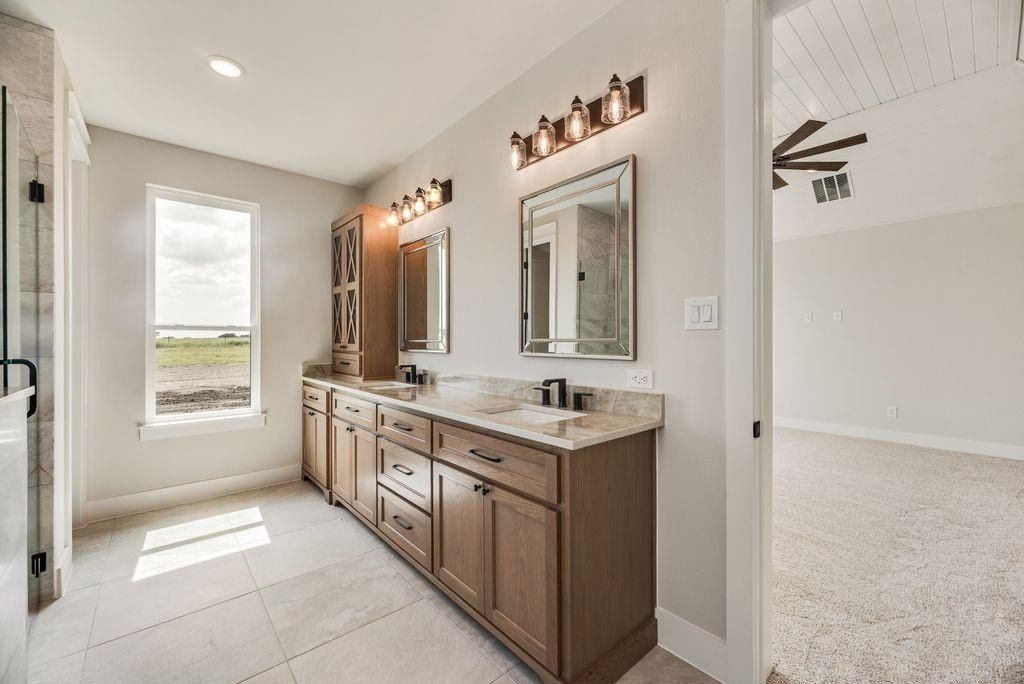 170 Maci Drive. Waxahachie, TX 75167