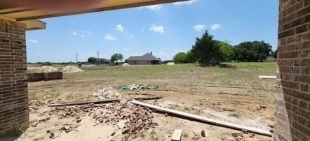 290 Cofer Road. Leonard, TX 75452