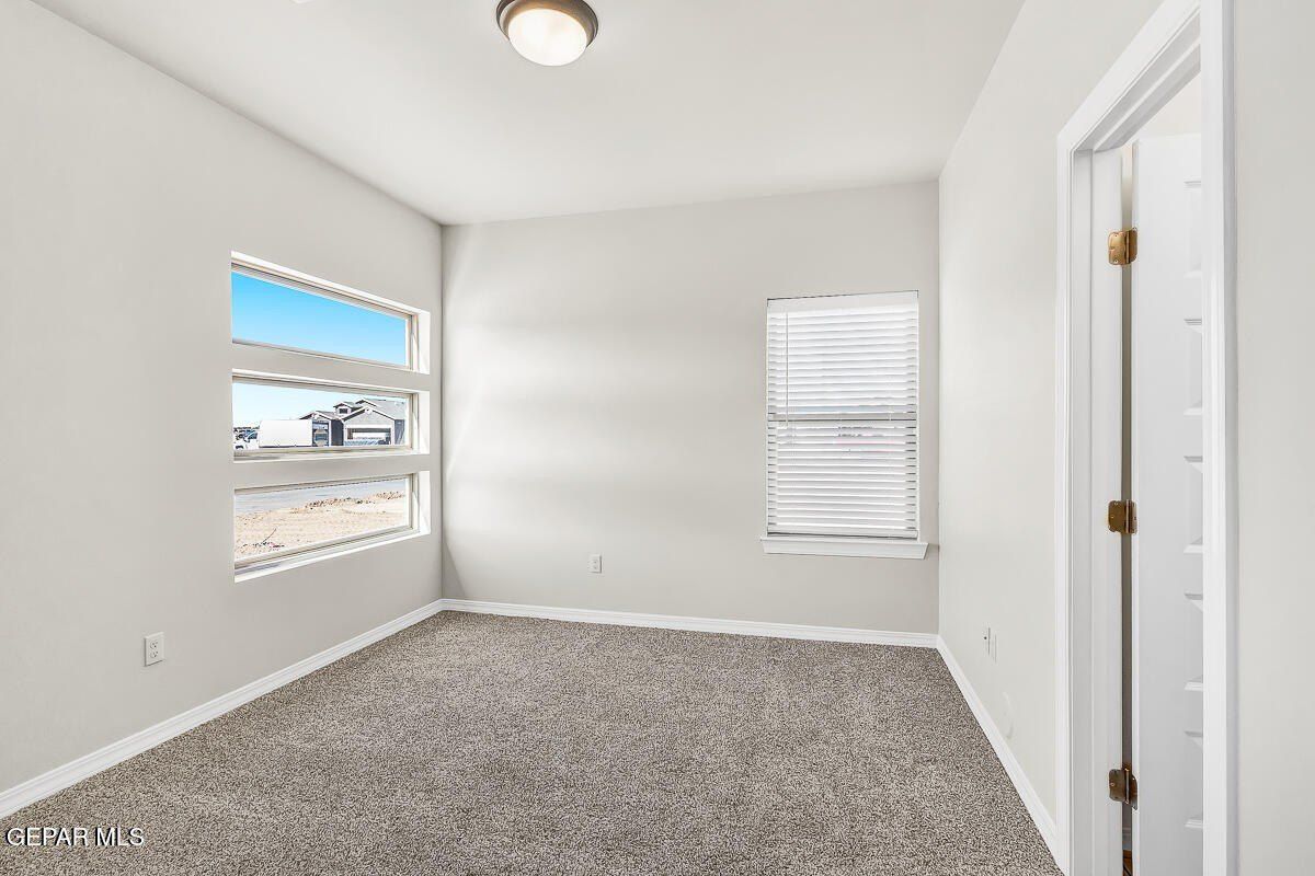 9935 Edie Place. Socorro, TX 79927