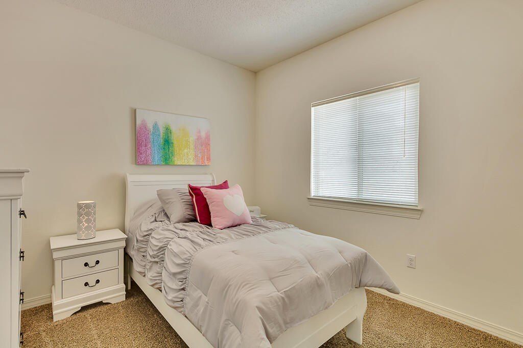 14321 Tobe Davis Drive. Horizon City, TX 79928