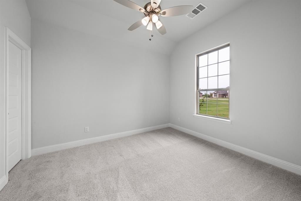 8292 Honeywell. Greenville, TX 75402