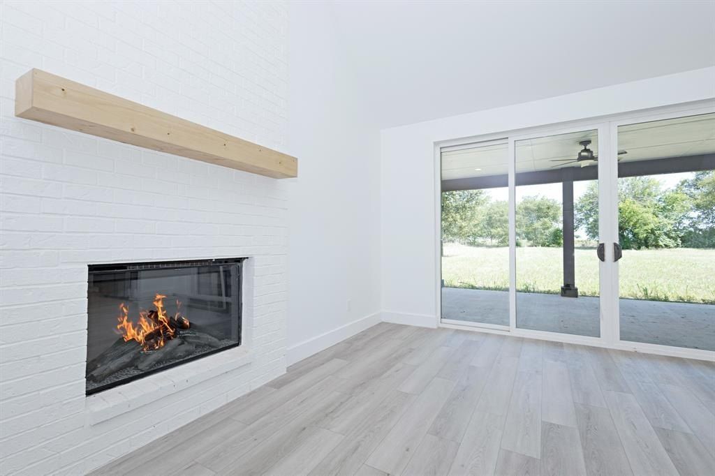 5926 High Mesa Drive. Justin, TX 76247