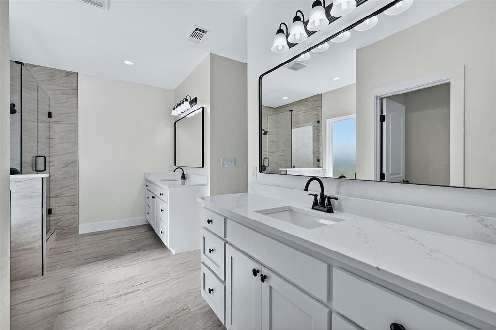 192 Brooks Lane. Sadler, TX 76264