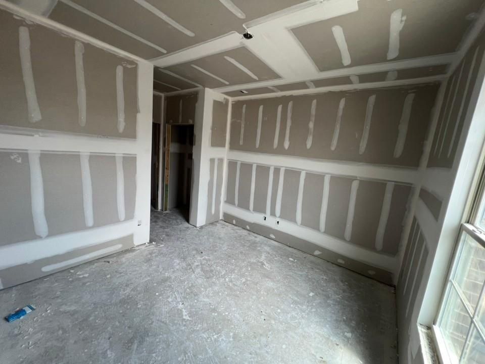 517 Pickett Creek Drive. Aledo, TX 76008