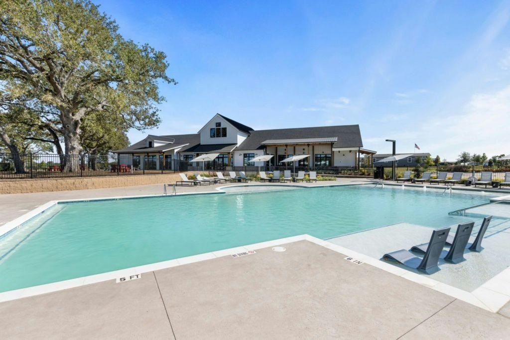 40 Open Range Trail. Willis, TX 77318