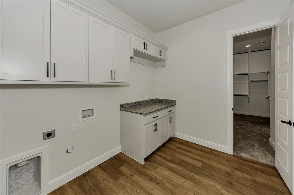 150 Top Flight Drive. Weatherford, TX 76087