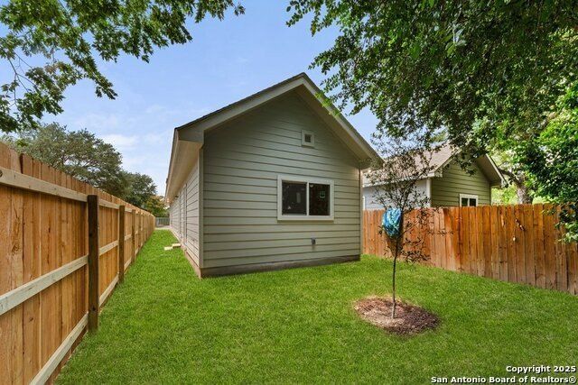 109 Remolino. San Antonio, TX 78237