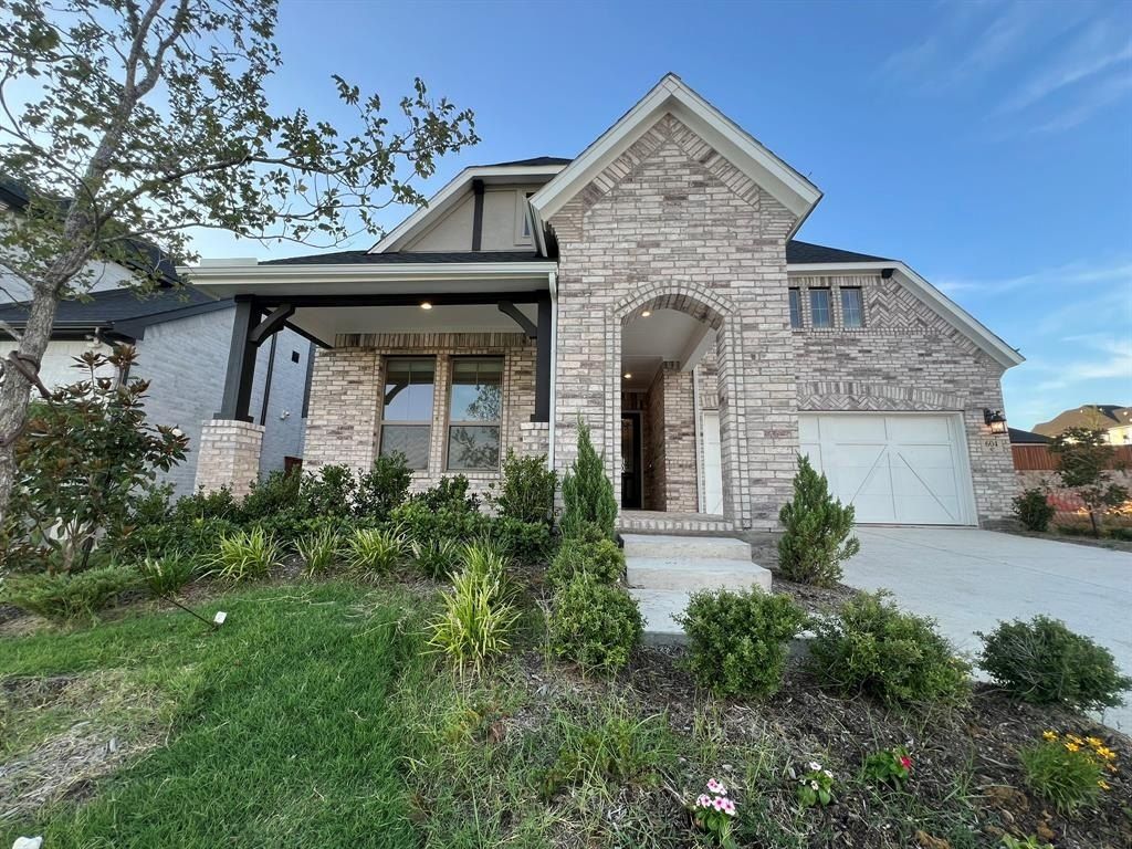604 Donegal Drive. Celina, TX 75009