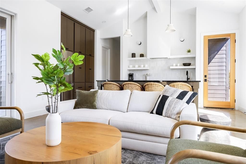 1166 Big Bear Loop. Ranger, TX 76470