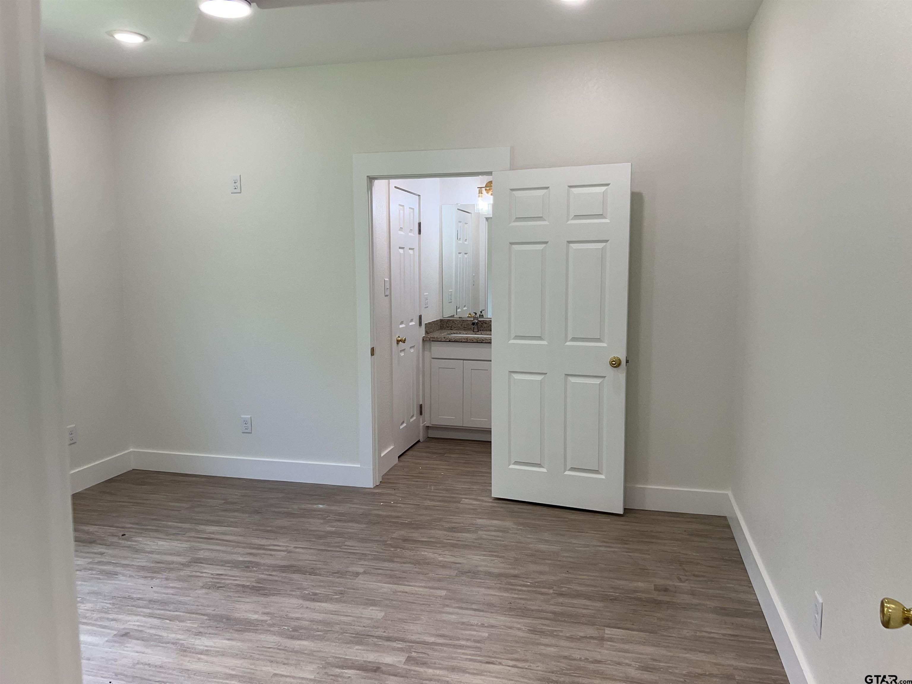 180 Lovers Lane. Alto, TX 75925