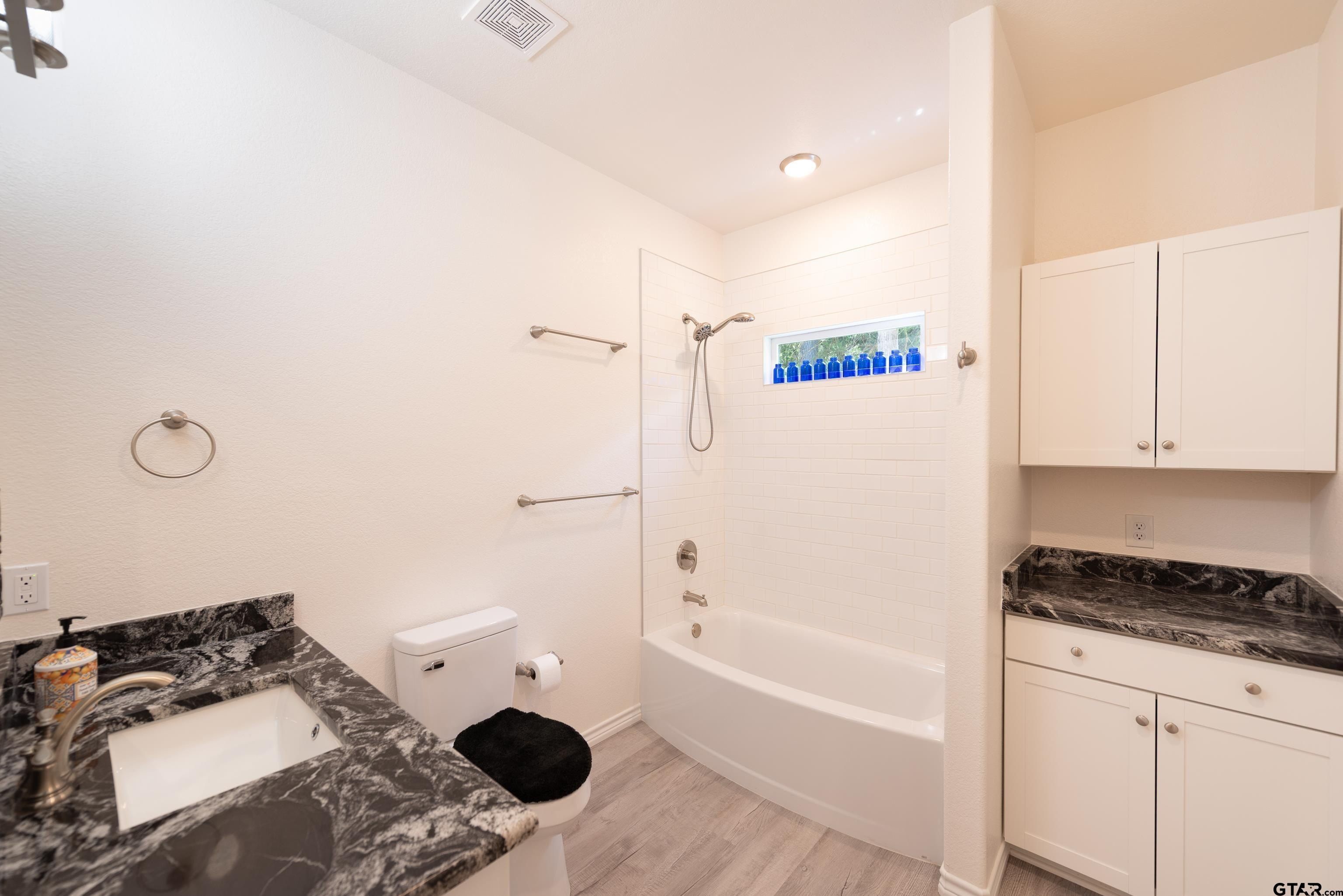 733 King Arthur Court. Scroggins, TX 75480