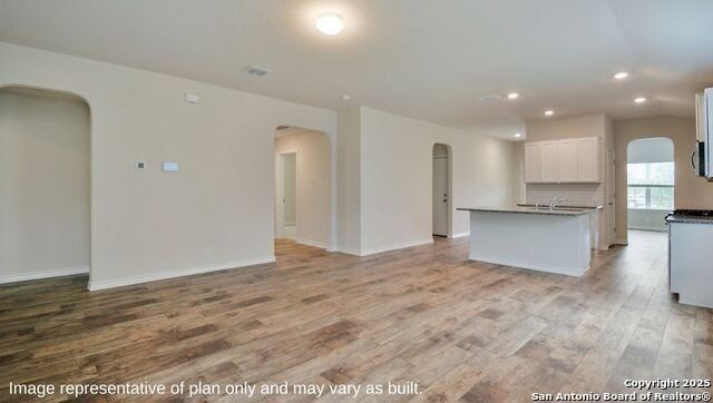 12820 El Arrayan. Converse, TX 78109