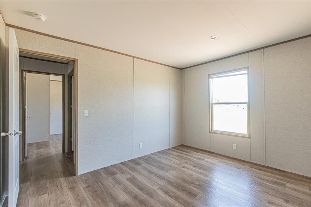 3106 Smyrna Road. Sunset, TX 76270