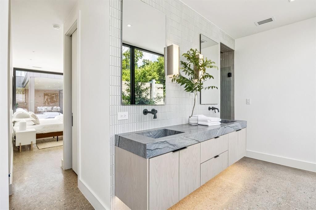 6802 Prosper Street. Dallas, TX 75209