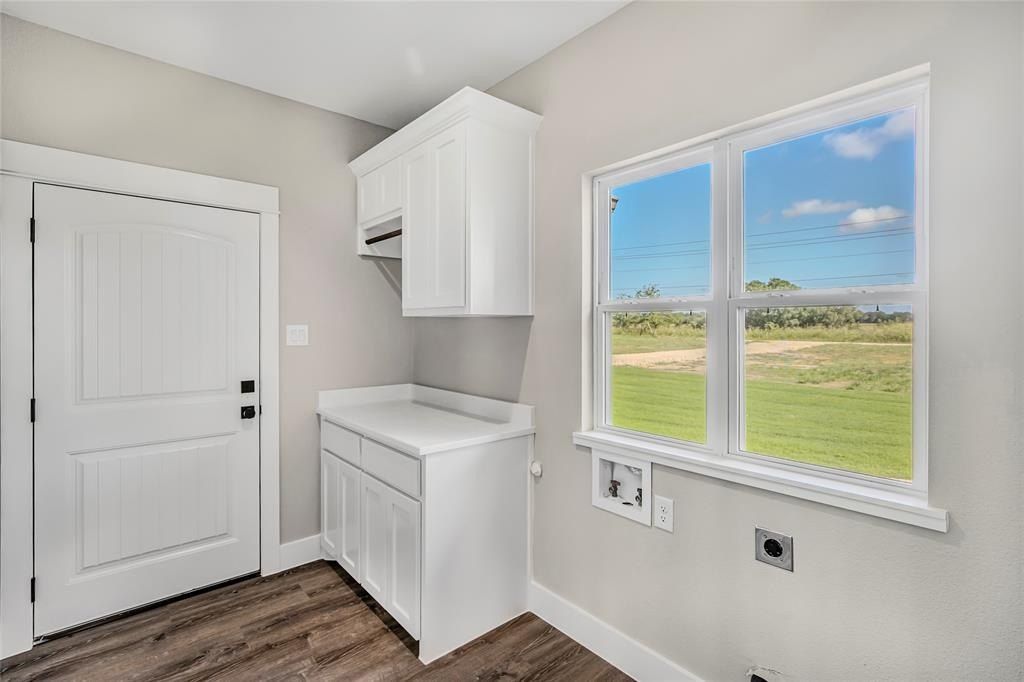 2667 Vz County Road 3820. Wills Point, TX 75169