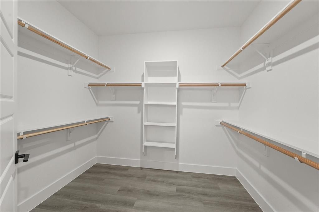 3505 Thannisch Avenue. Fort Worth, TX 76105