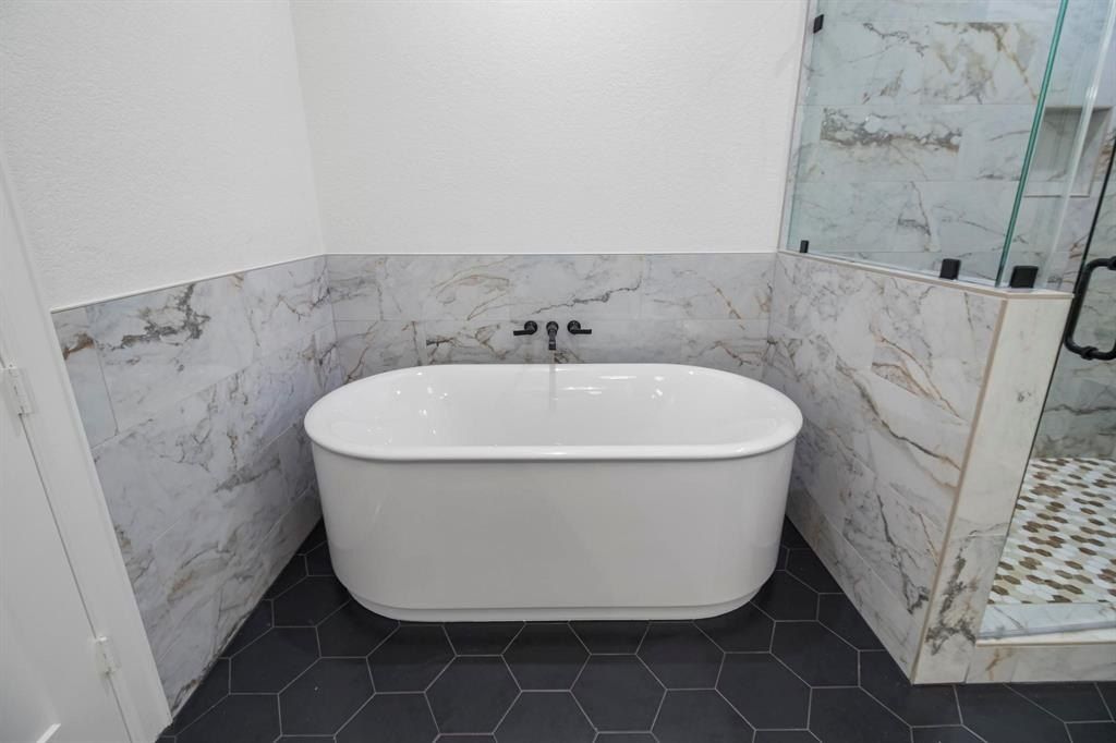 16519 Cooper Way. Tyler, TX 75703