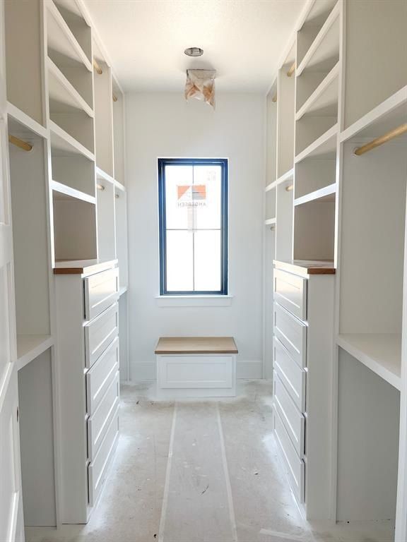 617 Hondo Crossing. Weatherford, TX 76087