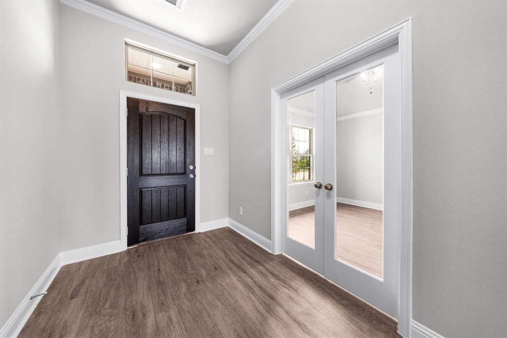 3805 Arrowchop. Caddo Mills, TX 75135