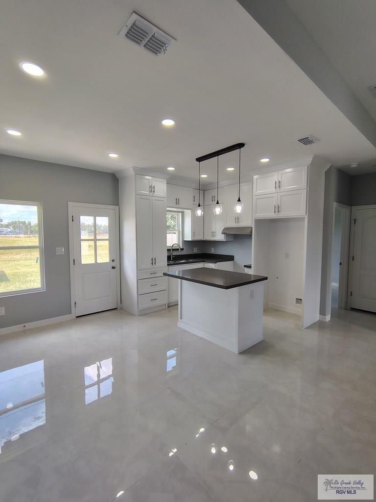 26398 Meredith St. La Feria, TX 78559