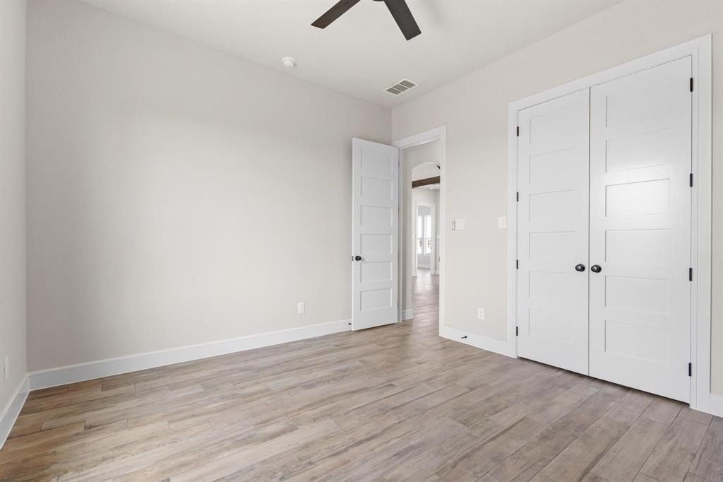 574 County Road 4833. Leonard, TX 75452