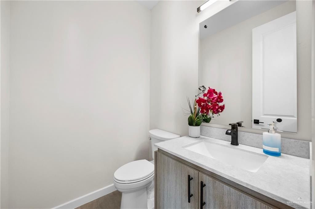 2211 Dorado Drive. Mission, TX 78573