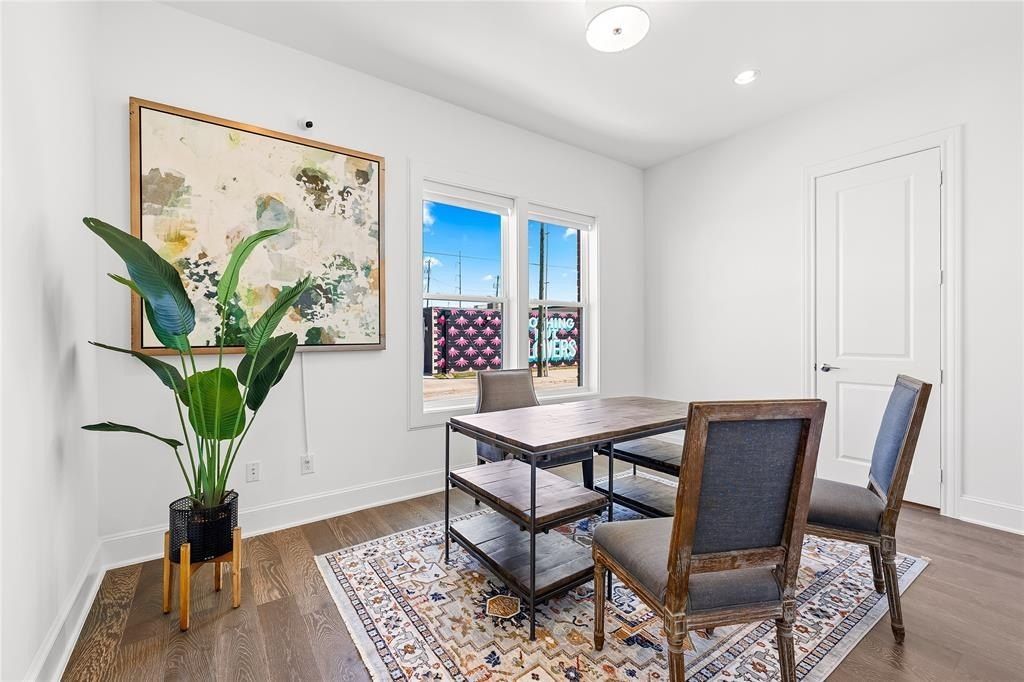 215 Carroll Street. Fort Worth, TX 76107