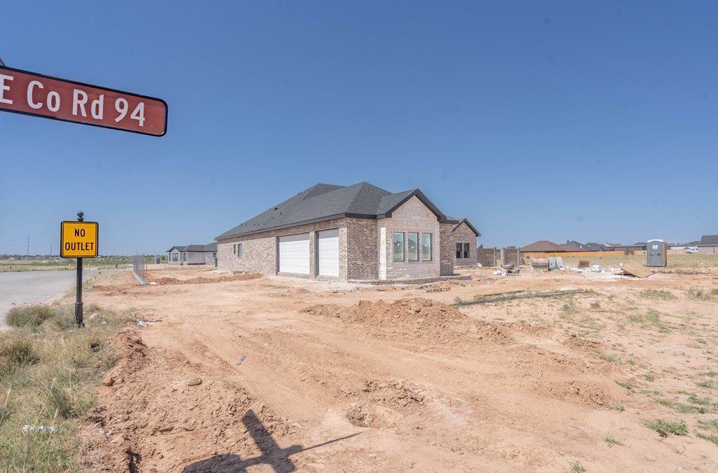 5501 County Rd 94. Midland, TX 79706