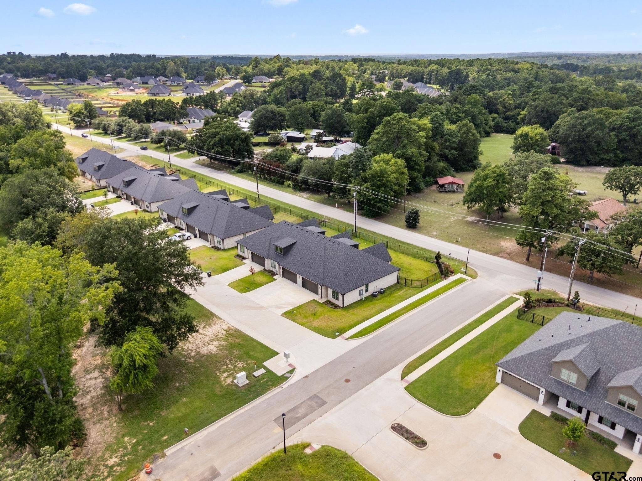 2404 Flint River Rd. Tyler, TX 75703